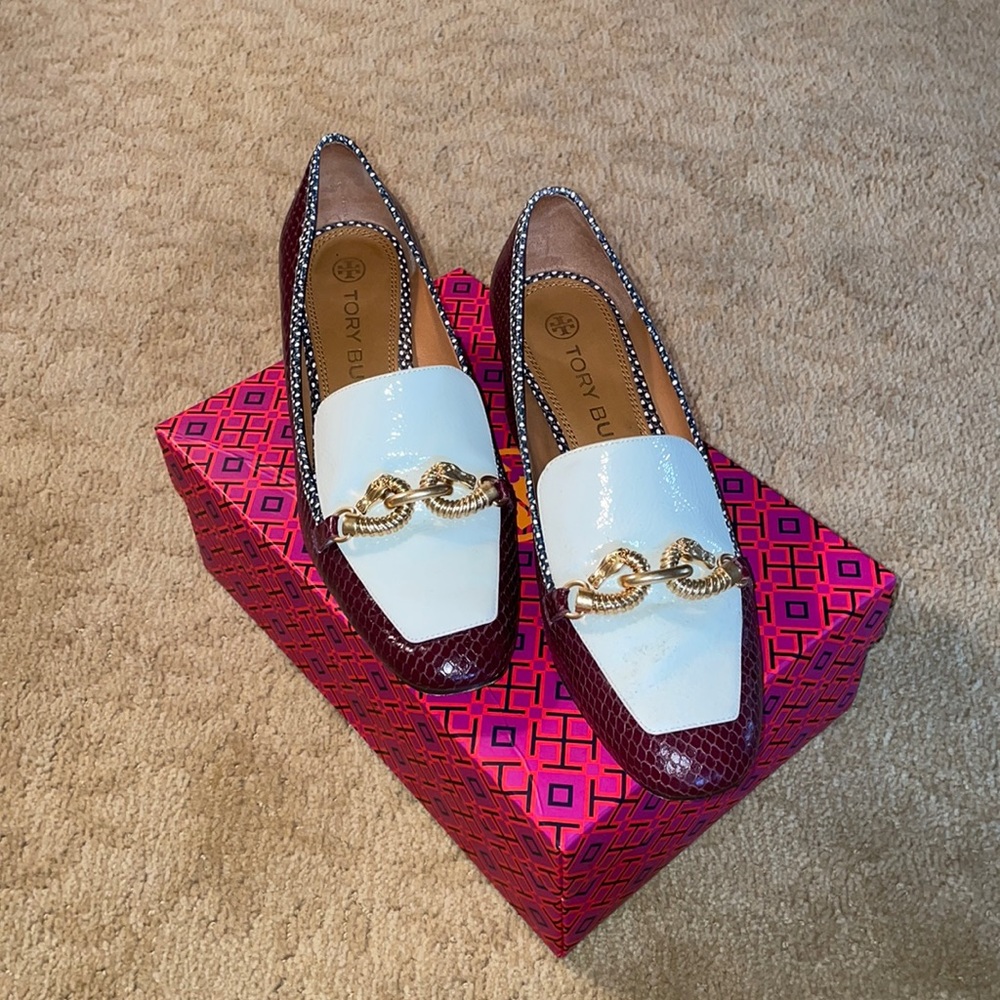Tory Burch Jessa 55MM Pump/Embossed Snake. Size 9.